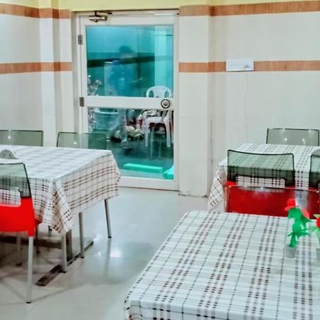 Goroomgo Star Inn Sea View Puri Zewnętrze zdjęcie